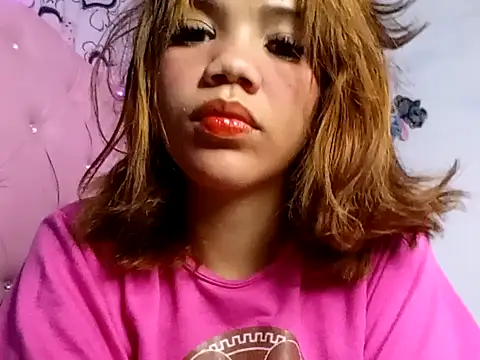 Snapshot of 1CANDYLOVE chatting on March 2026 07:58:01 AM 1CANDYLOVE online show from March 2026 07:58:01 AM