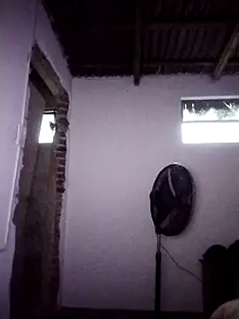 Xtrem3HARDxxx online show from December 2024 09:17:02 AM