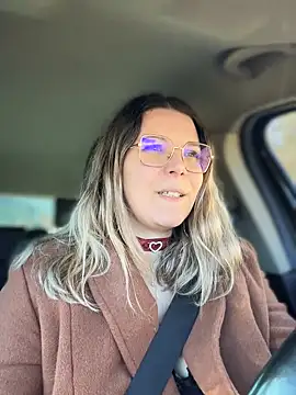 EmyLana online show from February 2025 02:10:01 PM