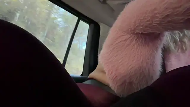 EmyLana online show from October 2025 06:54:01 AM