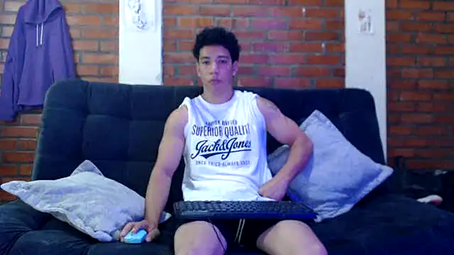 ethan noir online show from December 2024 08:54:02 PM