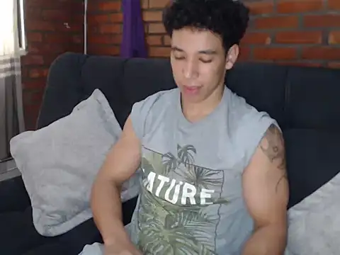 ethan noir online show from December 2024 09:40:01 PM