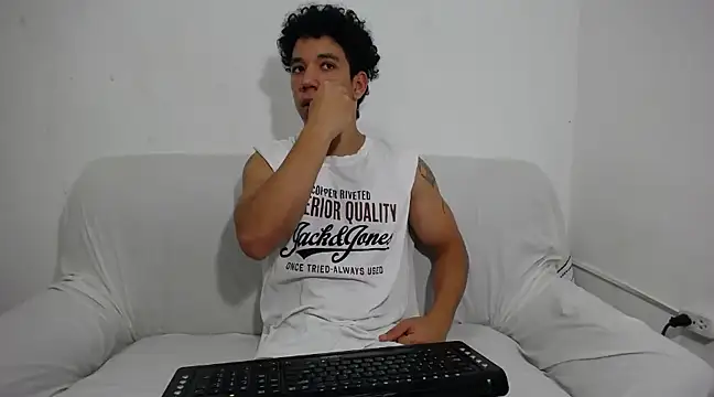 ethan noir online show from February 2025 08:44:02 PM