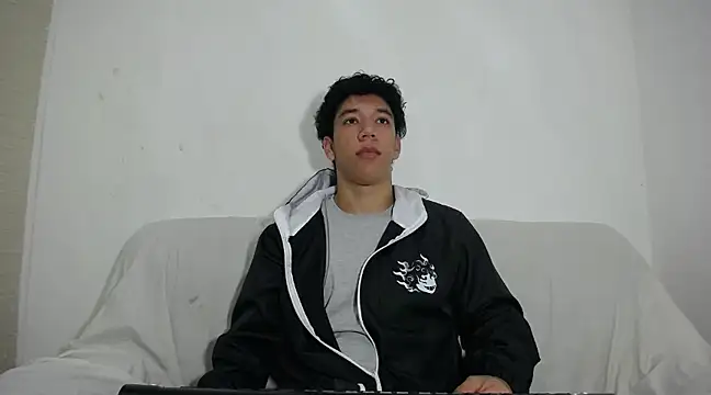 ethan noir online show from February 2025 06:15:02 PM