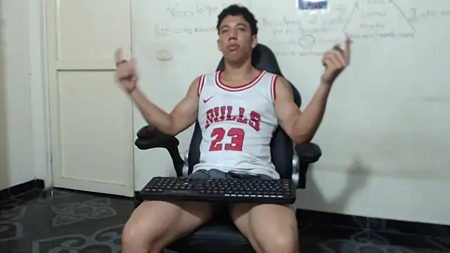 ethan noir online show from February 2026 08:46:02 AM