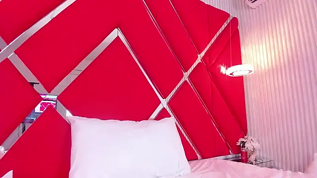 SusanCouper online show from March 2025 01:32:02 AM