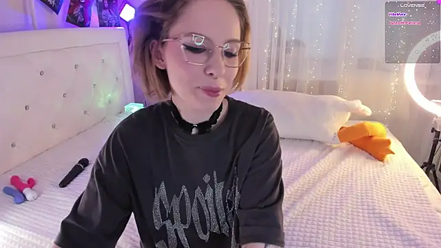 Snapshot of Natural_pussy chatting on March 2025 01:26:02 PM Natural pussy online show from March 2025 01:26:02 PM