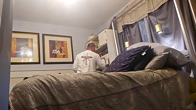 blairfrancis online show from October 2025 06:20:01 PM