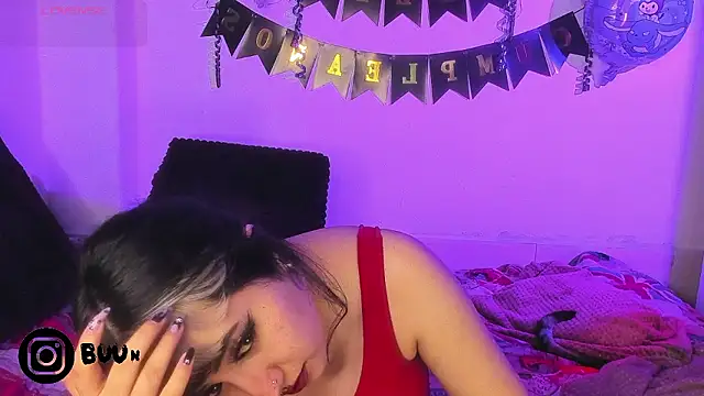 larissa01  online show from January 2026 10:13:02 PM