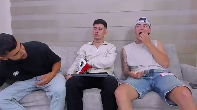 hot day online show from March 2025 06:53:01 AM