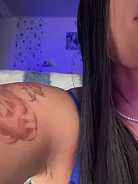 -Loren- online show from April 2026 11:16:01 AM