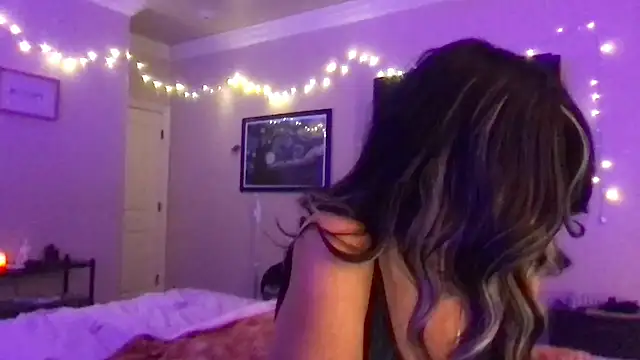 karrmmaa online show from February 2025 11:58:02 PM