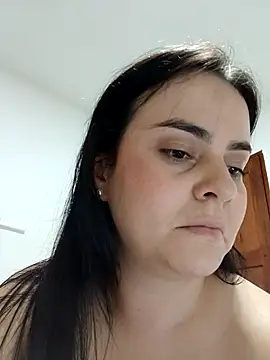 Im Amelia online show from February 2025 11:15:01 PM