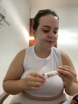 Im Amelia online show from October 2025 10:07:01 PM