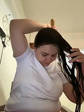 Im Amelia online show from October 2025 09:03:01 PM