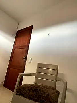 Im Amelia online show from December 2025 09:20:01 PM