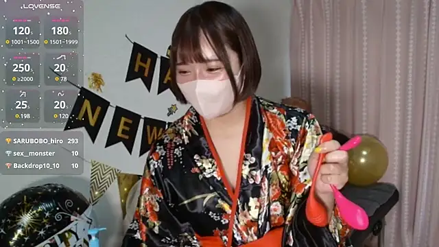 Snapshot of sara__xx__love chatting on January 2025 04:20:01 AM sara xx love online show from January 2025 04:20:01 AM