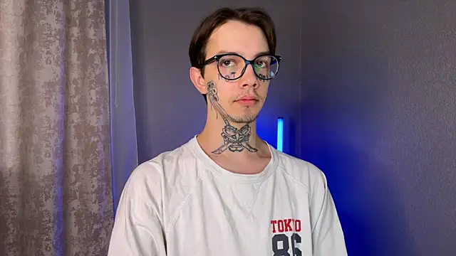 anahori  simon online show from January 2025 06:10:01 AM