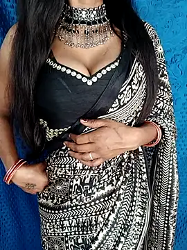 Snapshot of Savita_hotmom chatting on February 2026 06:43:02 AM Savita hotmom online show from February 2026 06:43:02 AM