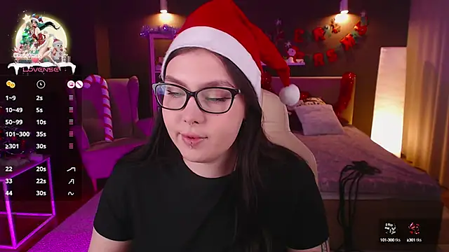 Arizonaa Muse online show from December 2024 12:30:02 PM