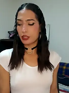 Lanna hott  online show from March 2025 06:58:02 PM