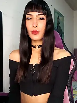 Lanna hott  online show from April 2026 07:08:02 PM