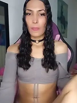 Snapshot of Lanna_hott_ chatting on May 2026 08:07:02 PM Lanna hott online show from May 2026 08:07:02 PM