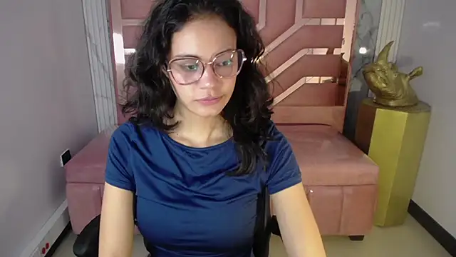 Snapshot of Tyna_ch chatting on December 2024 04:25:02 PM Tyna ch online show from December 2024 04:25:02 PM