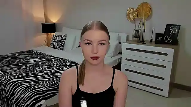 shy  lady online show from March 2025 05:15:01 PM