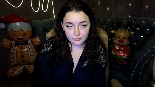 GloriNichols online show from January 2025 01:21:01 PM