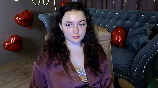 GloriNichols online show from February 2025 11:40:02 AM