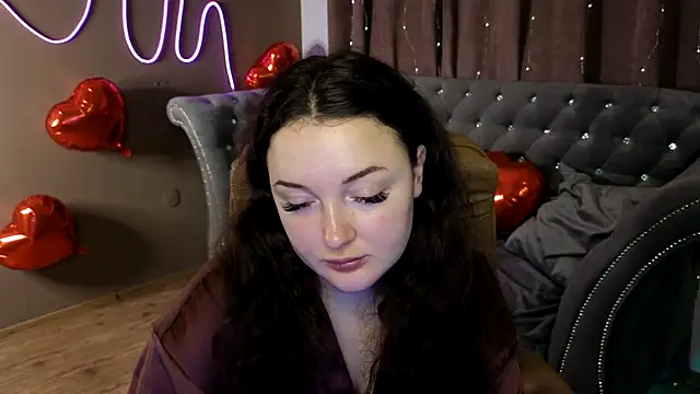 GloriNichols online show from February 2025 07:01:02 AM