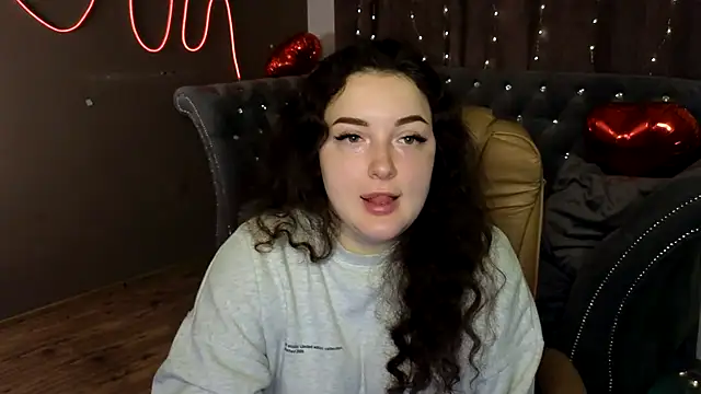 GloriNichols online show from March 2025 07:04:02 AM