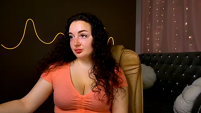 GloriNichols online show from September 2025 05:28:02 AM