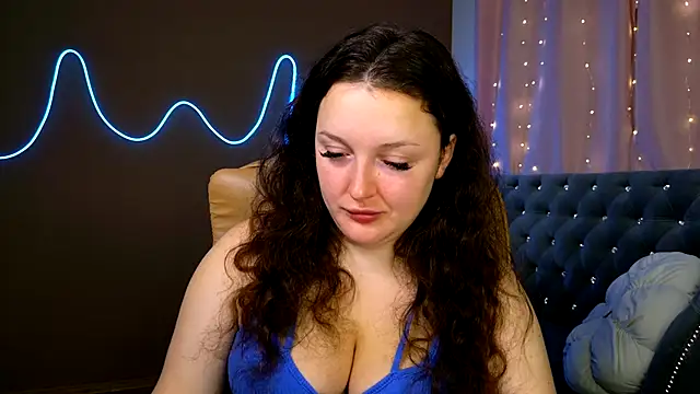 GloriNichols online show from October 2025 11:18:01 AM