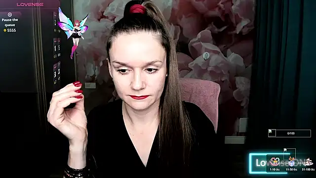 AriaGray online show from November 2025 08:55:01 PM