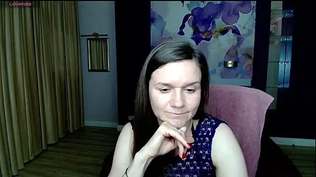 AriaGray online show from April 2026 07:58:02 PM