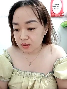 VyOanh2K online show from March 2025 04:01:01 PM