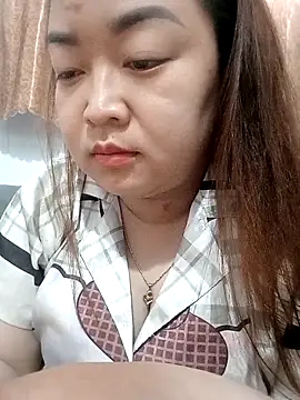 VyOanh2K online show from October 2025 06:44:01 AM