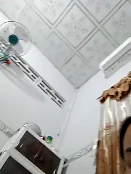 VyOanh2K online show from April 2026 04:05:02 PM