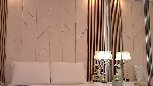 Blanche Summer online show from January 2025 11:37:02 AM