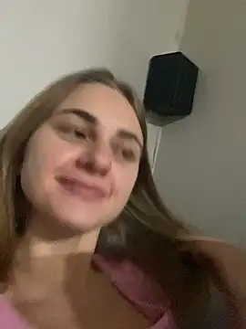 Snapshot of GraceTorrez chatting on January 2025 02:40:02 PM GraceTorrez online show from January 2025 02:40:02 PM