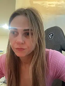 Snapshot of GraceTorrez chatting on January 2025 12:36:02 PM GraceTorrez online show from January 2025 12:36:02 PM