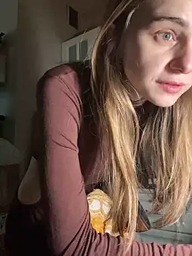 Snapshot of GraceTorrez chatting on February 2025 01:27:02 PM GraceTorrez online show from February 2025 01:27:02 PM