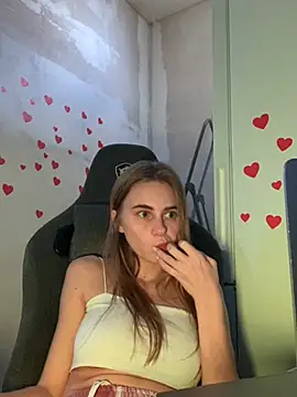 Snapshot of GraceTorrez chatting on March 2025 10:52:01 AM GraceTorrez online show from March 2025 10:52:01 AM