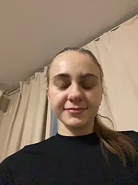 Snapshot of GraceTorrez chatting on October 2025 07:48:01 PM GraceTorrez online show from October 2025 07:48:01 PM