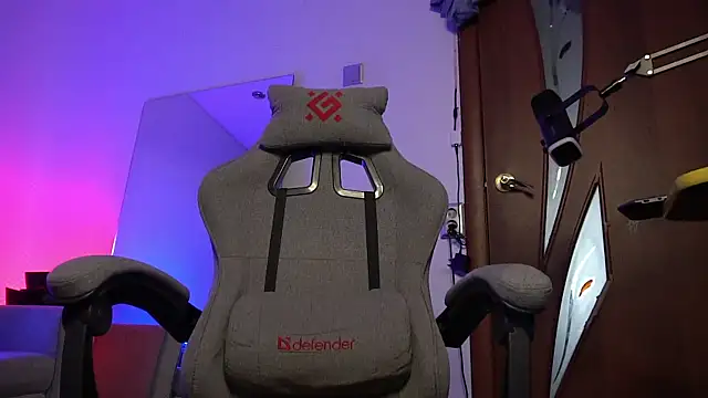 Bruno Banani online show from September 2025 12:39:01 PM