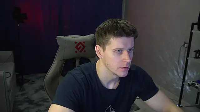 Bruno Banani online show from December 2025 05:19:02 PM