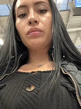 Snapshot of Sara_luna_ chatting on March 2025 02:55:01 PM Sara luna online show from March 2025 02:55:01 PM