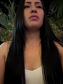 Snapshot of Sara_luna_ chatting on November 2025 03:06:02 AM Sara luna online show from November 2025 03:06:02 AM